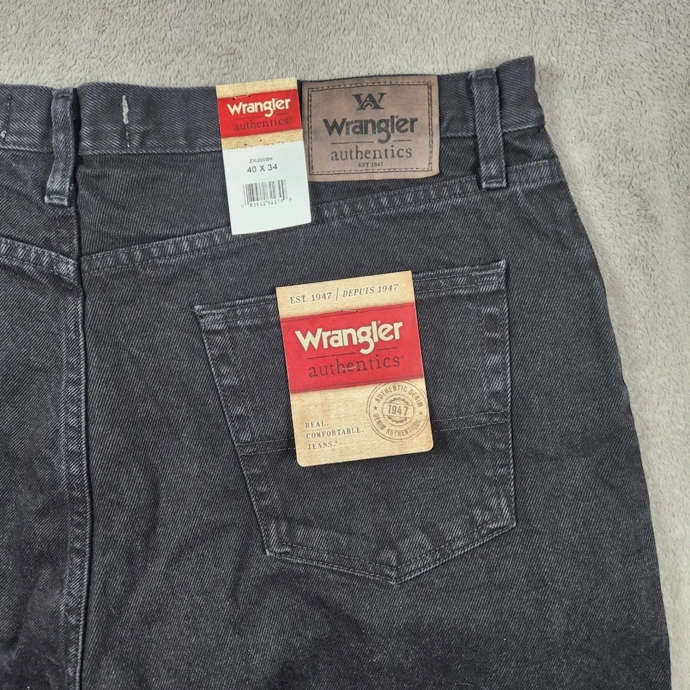 Wrangler Authentics Relaxed Fit Jeans Mens size 40x34 Black Denim ZM200BK NWT